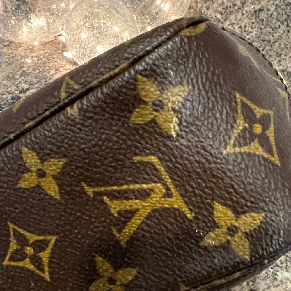 Louis Vuitton Monogram Trousse Toilette 23